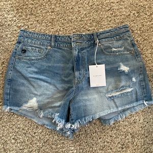 KanCan denim shorts. New with tag